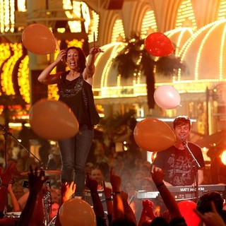 Matt and Kim in The Inaugural MTV O Music Awards