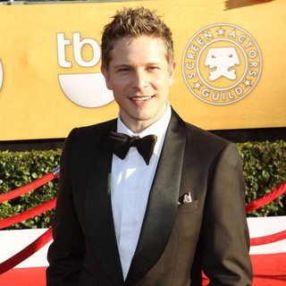 Matt Czuchry in The 18th Annual Screen Actors Guild Awards - Arrivals
