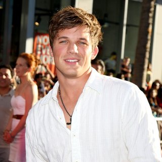 Los Angeles Premiere of Captain America The First Avenger - Arrivals