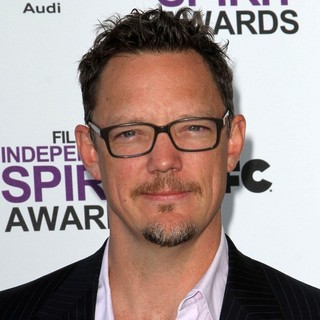 Matthew Lillard in 27th Annual Independent Spirit Awards - Arrivals
