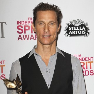 Matthew McConaughey in 2013 Film Independent Spirit Awards - Press Room