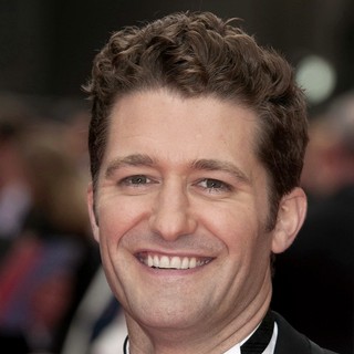 Matthew Morrison in The Olivier Awards 2013 - Arrivals - matthew-morrison-olivier-awards-2013-01