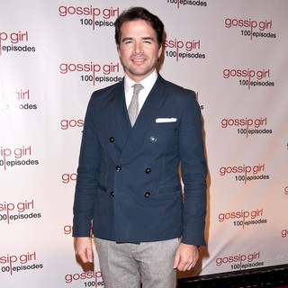 Matthew Settle in Gossip Girl Celebrates 100 Episodes