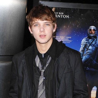 Max Thieriot in The Warner Bros. Premiere of The Astronaut Farmer - Arrivals
