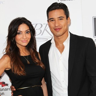 Courtney Mazza, Mario Lopez in Sugar Ray Leonard Hosts 3rd Annual Big Fighters, Big Cause Charity Boxing Event