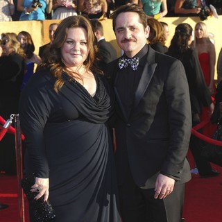 Melissa McCarthy, Ben Falcone in The 18th Annual Screen Actors Guild Awards - Arrivals