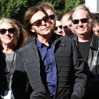 Paul McCartney, Neil Young in Paul McCartney Honored with A Star on The Hollywood Walk of Fame