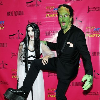 Alex McCord, Simon van Kempen in Pop Art Halloween Presented by Morgan Fairchild and Marc Bouwer