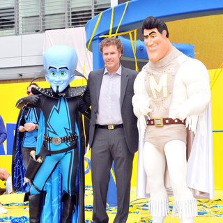 DreamWorks Animation Breaks The Guinness World Record for The Largest Superhero Gathering