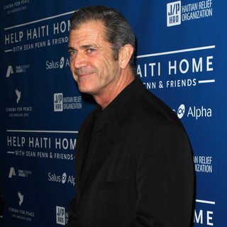 Mel Gibson in Cinema for Peace Event Benefitting J-P Haitian Relief