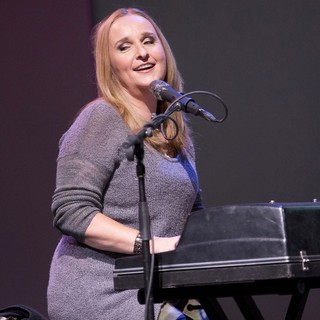Melissa Etheridge Perfoming for Meet The Musician: Melissa Etheridge - melissa-etheridge-meet-the-musician-13