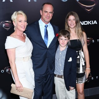 Christopher Meloni in World Premiere of Man of Steel - Arrivals - meloni-williams-premiere-man-of-steel-02