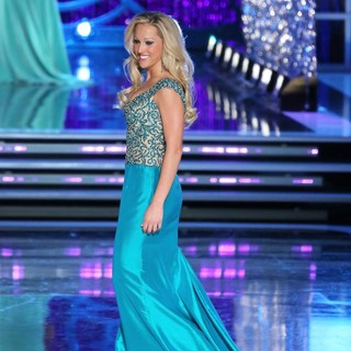 MerrieBeth Cox in 2013 Miss America Final Competition