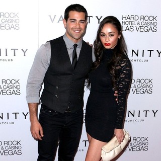 Jesse Metcalfe Celebrates His Birthday