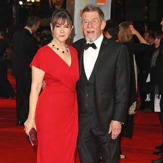 John Hurt in Orange British Academy Film Awards 2012 - Arrivals - meyers-hurt-orange-british-academy-film-awards-2012-03
