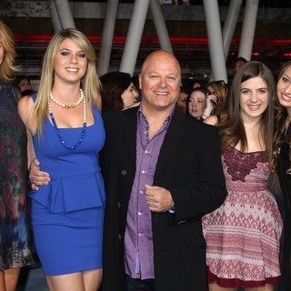 Michael Chiklis in The Premiere of The Twilight Saga's Breaking Dawn Part II - michael-chiklis-premiere-breaking-dawn-2-02