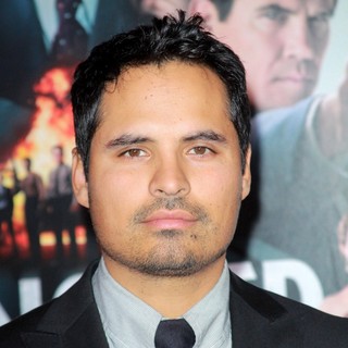 Michael Pena in The Los Angeles World Premiere of Gangster Squad - Arrivals - michael-pena-premiere-gangster-squad-02