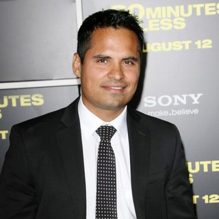 Michael Pena in Los Angeles Premiere of 30 Minutes or Less