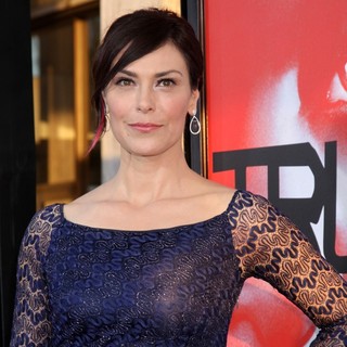Michelle Forbes in Los Angeles Premiere for The Fifth Season of HBO's Series True Blood - Arrivals - michelle-forbes-true-blood-season-5-02