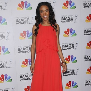 Michelle Williams (II) in The 43rd Annual NAACP Awards - Arrivals