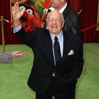 Mickey Rooney in The Premiere of Walt Disney Pictures' The Muppets - Arrivals