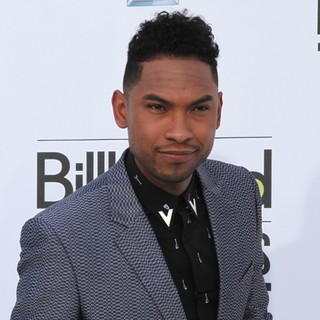 Miguel in 2012 Billboard Music Awards - Arrivals