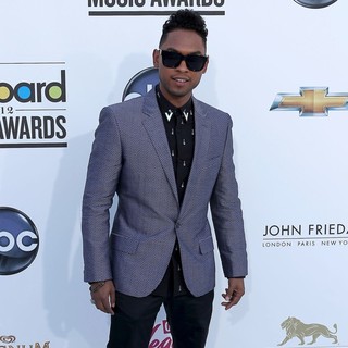 Miguel in 2012 Billboard Music Awards - Arrivals