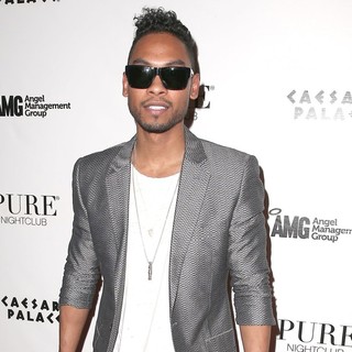 Miguel in Pure Nightclub Heats Up Industry Tuesdays with Miguel