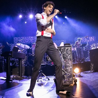 Mika in Mika Performing Live