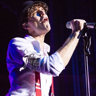 Mika in Mika Performing Live