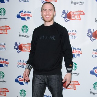 95-106 Capital FM Summertime Ball - Arrivals