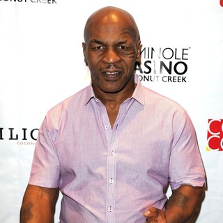 Mike Tyson Appears at The Seminole Casino Coconut Creek