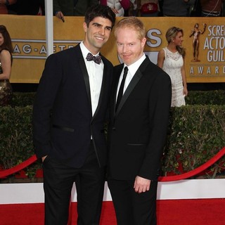 Justin Mikita, Jesse Tyler Ferguson in 19th Annual Screen Actors Guild Awards - Arrivals