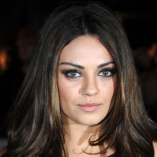 Mila Kunis in 54th BFI London Film Festival - Black Swan UK Premiere - Arrivals