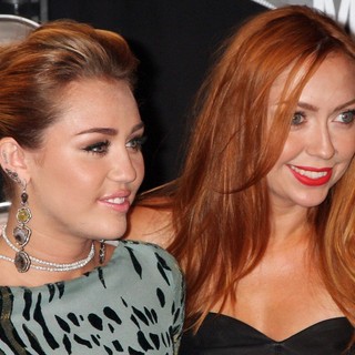Miley Cyrus in 2011 MTV Video Music Awards - Arrivals