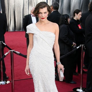 Milla Jovovich in 84th Annual Academy Awards - Arrivals