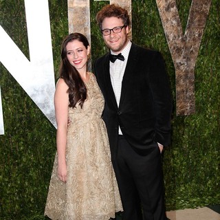 Lauren Miller, Seth Rogen in 2012 Vanity Fair Oscar Party - Arrivals