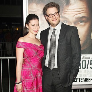 Lauren Miller, Seth Rogen in 50/50 New York Premiere - Arrivals