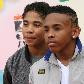 Roc Royal, Prodigy (II), Mindless Behavior in 2012 Kids' Choice Awards - Arrivals