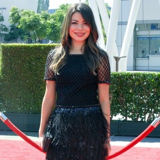 Miranda Cosgrove in 2012 Creative Arts Emmy Awards - Arrivals