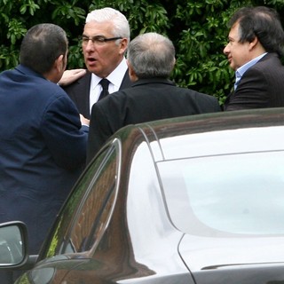 Mitch Winehouse in The Cremation of Amy Winehouse