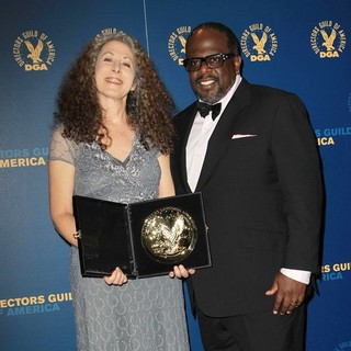 Cedric the Entertainer in 65th Annual Directors Guild of America Awards - Press Room - mitwell-entertainer-65th-annual-directors-guild-of-america-awards-press-room-02