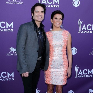 Martina McBride in 2012 ACM Awards - Arrivals - monahan-mcbride-2012-acm-awards-01
