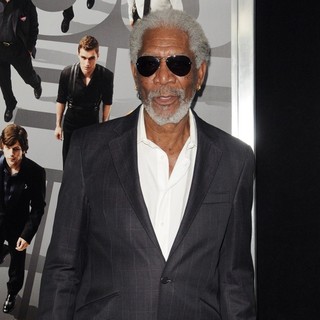 Morgan Freeman in New York Premiere of Now You See Me - morgan-freeman-now-you-see-me-new-york-premiere-01