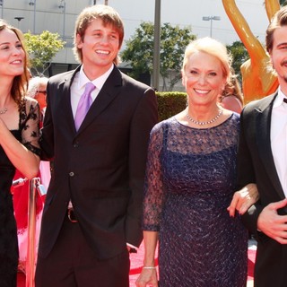 Jason Ritter in 2012 Creative Arts Emmy Awards - Arrivals - morgan-ritter-2012-creative-arts-emmy-awards-02