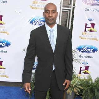 Morris Chestnut in The 10th Annual Ford Hoodie Awards - Arrivals - morris-chestnut-10th-annual-ford-hoodie-awards-02