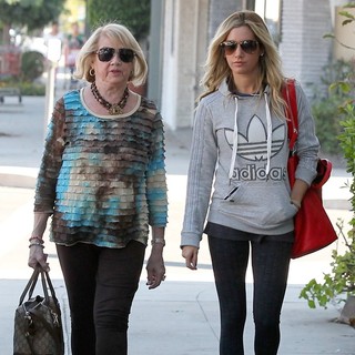 Lisa Morris, Ashley Tisdale in Ashley Tisdale and Lisa Morris Head to Their Local Polling Site to Place Their Vote