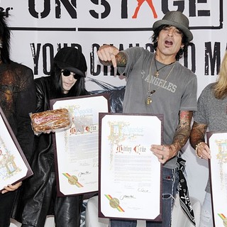 Motley Crue in Motley Crue Launch of Guitar Centre on-Stage with The Make Rock History Event
