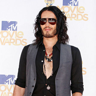 Russell Brand in 2010 MTV Movie Awards - Arrivals