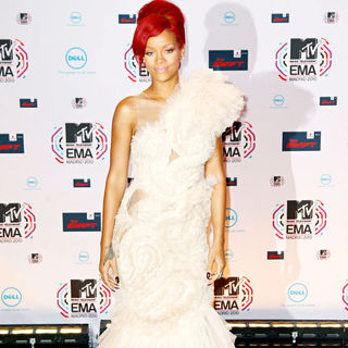 Rihanna in MTV Europe Music Awards 2010 - Arrivals